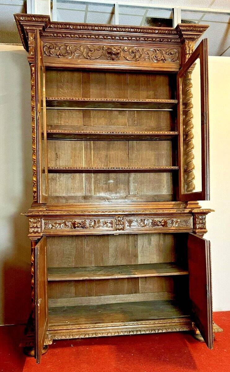 Renaissance-Style Oak Hunting Lodge Library