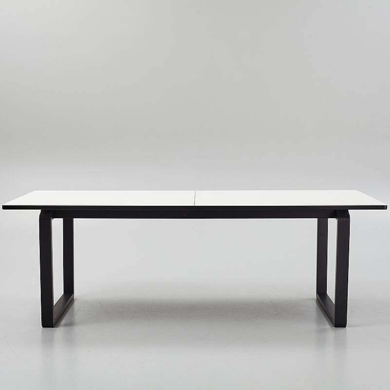 Dining table by glismand & rudiger north model for bolia suede