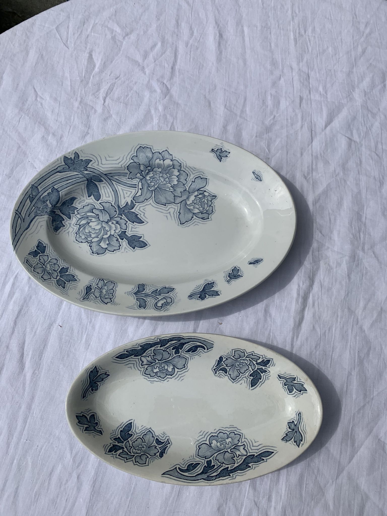 Two dishes of service model Floréal luneville K & G vintage and collector