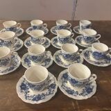 Set of 14 Sarreguemines cups and saucers