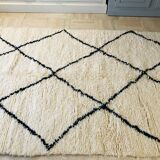 Beautiful carpet Beniouarin pure wool