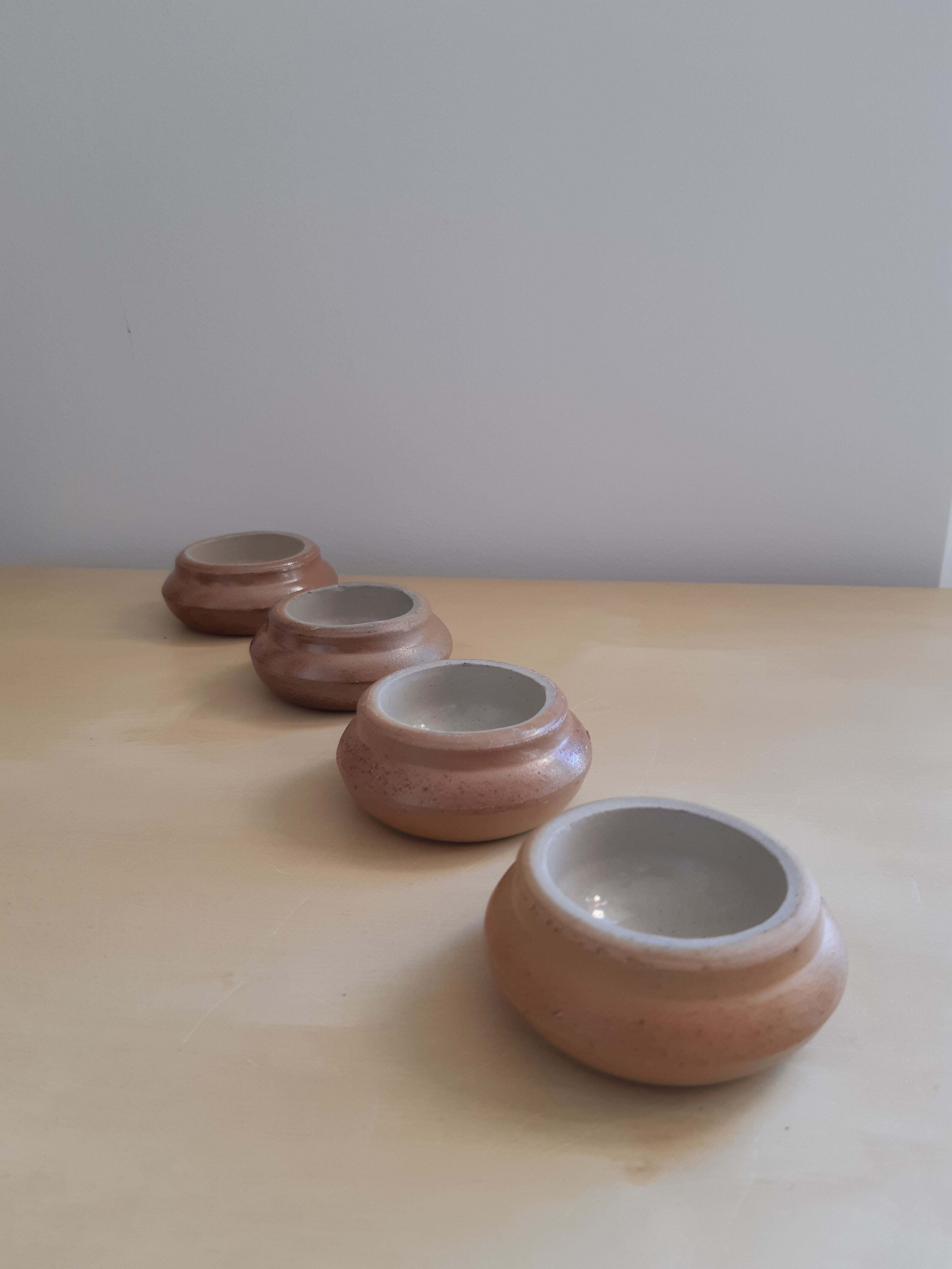 Set of 8 vintage sandstone coquetiers