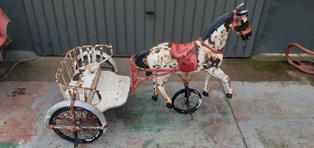 Sulky metal carousel two-seater 50s