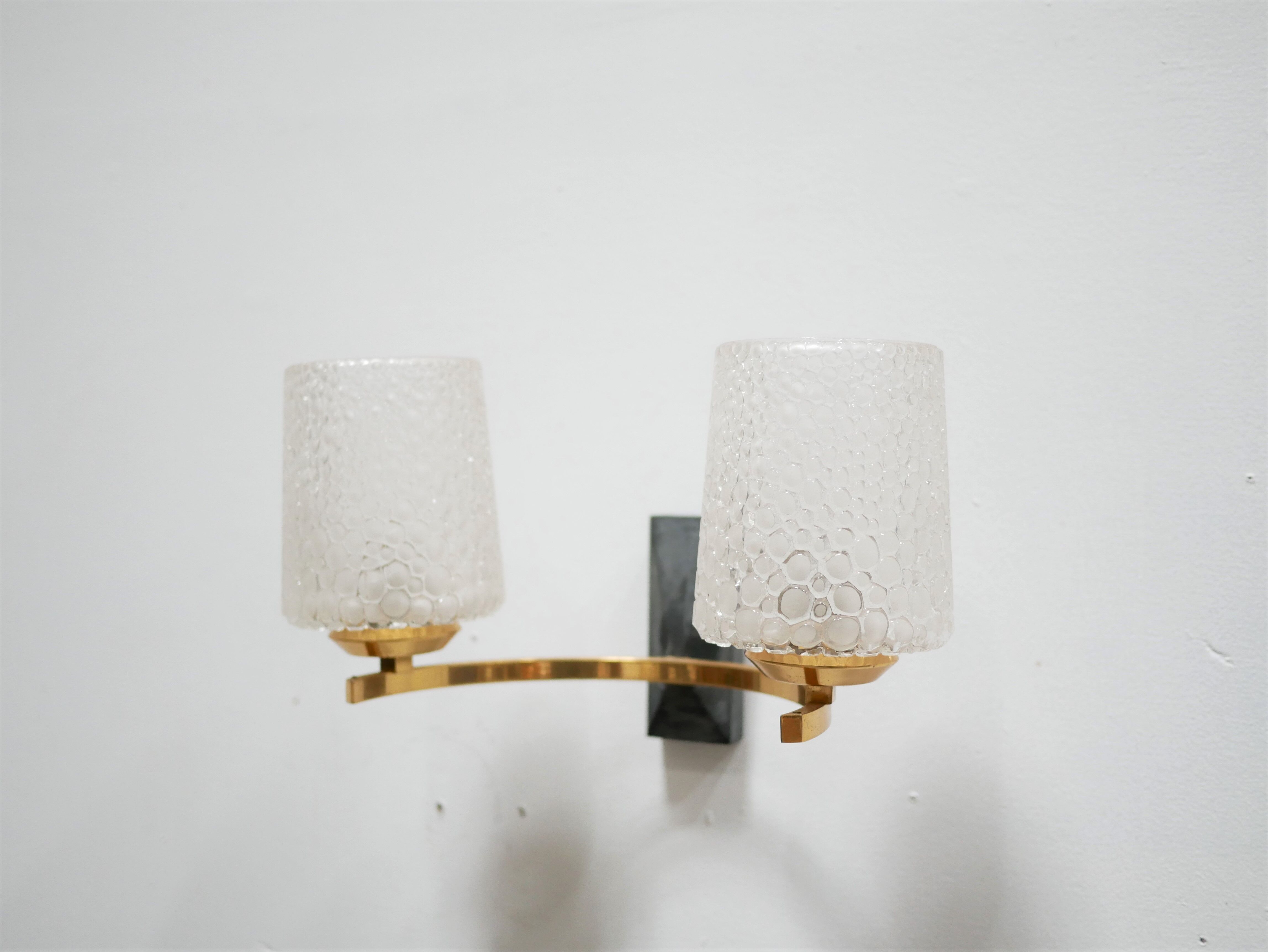 Vintage brass and glass wall apply edited by Maison Arlus