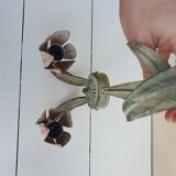 Paire d'appliques anciennes en tôle peinte à décor de fleurs