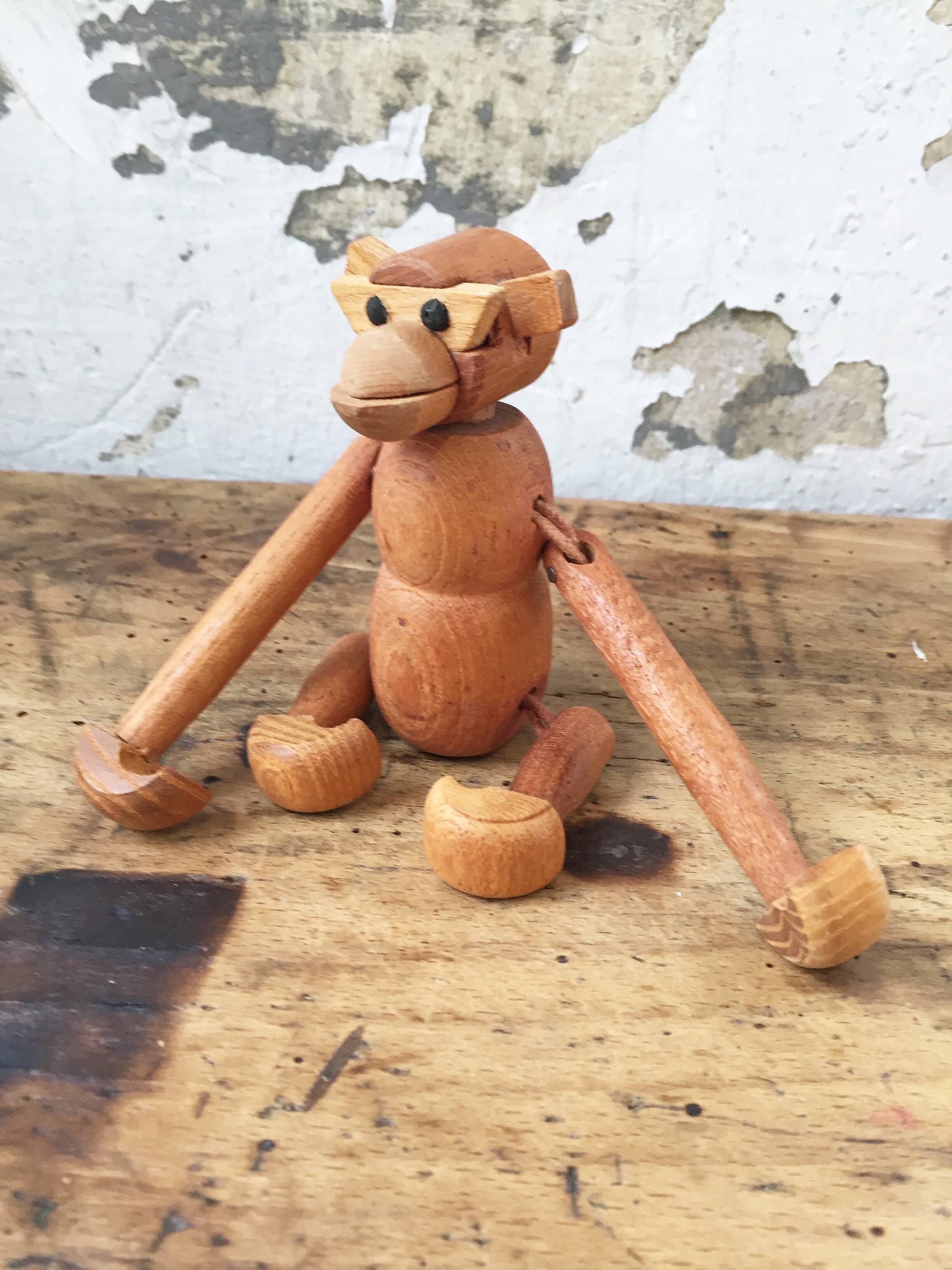 Monkey Zoo Line wood vintage