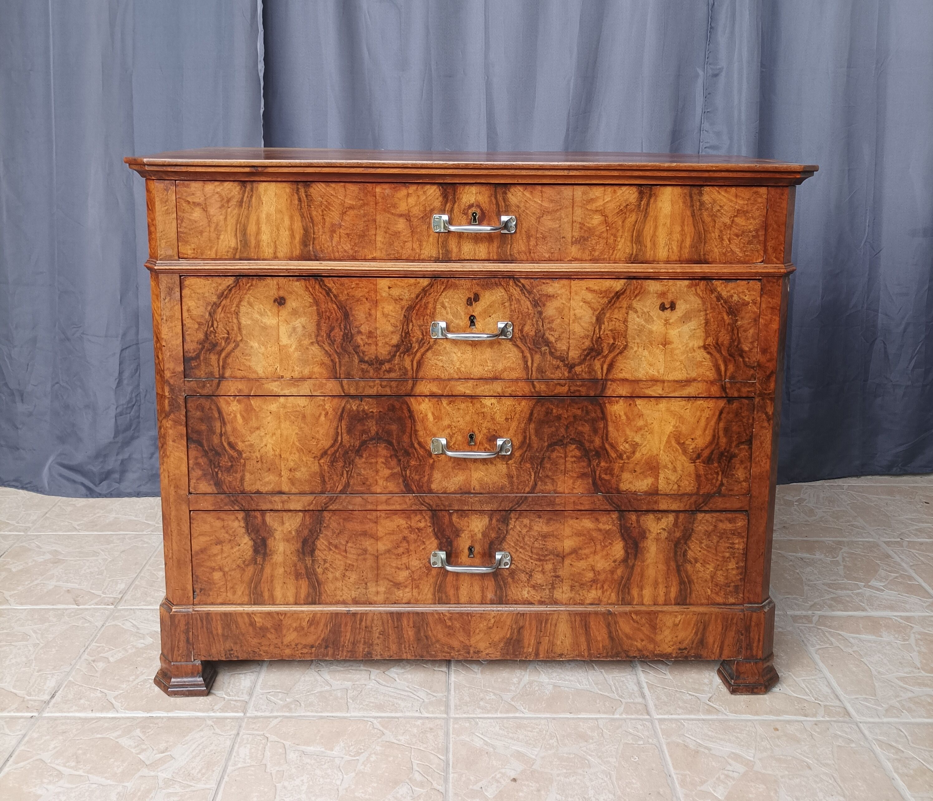 Louis Philippe chest of drawers in walnut bramble