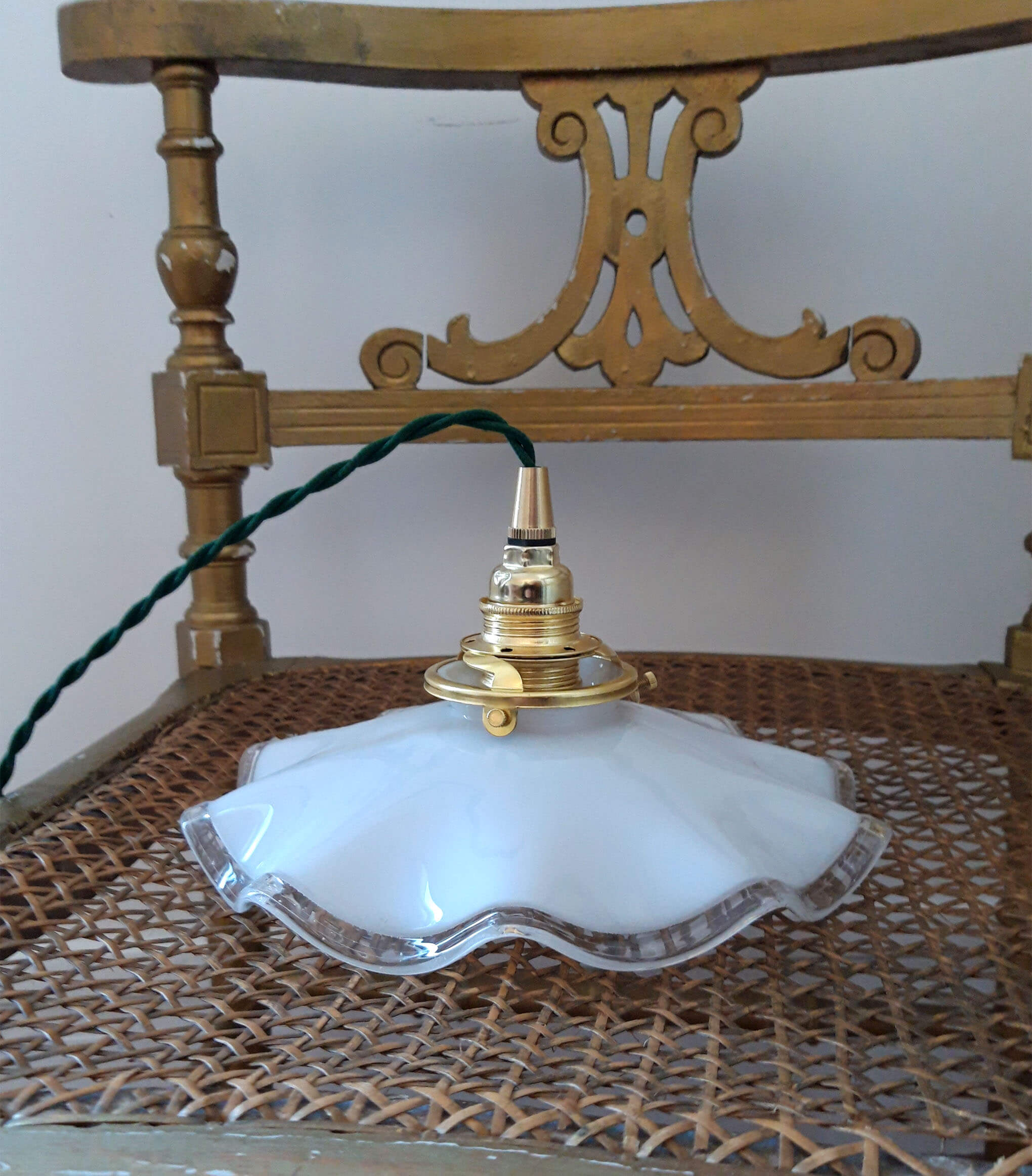 Lampe baladeuse opaline