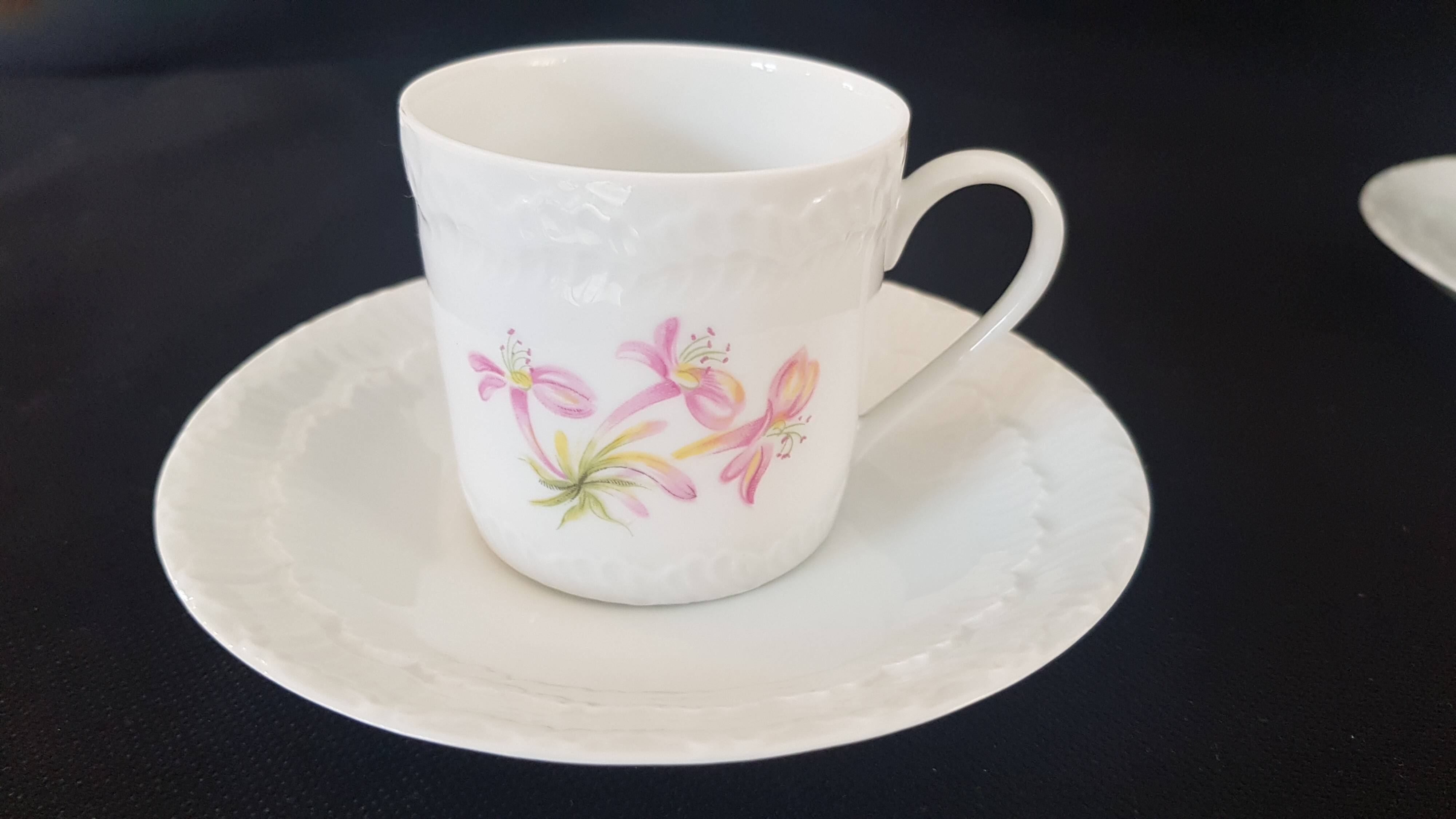 Set of five coffee cups and saucers, Limoges, Goumot Labesse