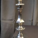 Paire de lampes en bronze argente de style Louis XV abat-jour contemporain