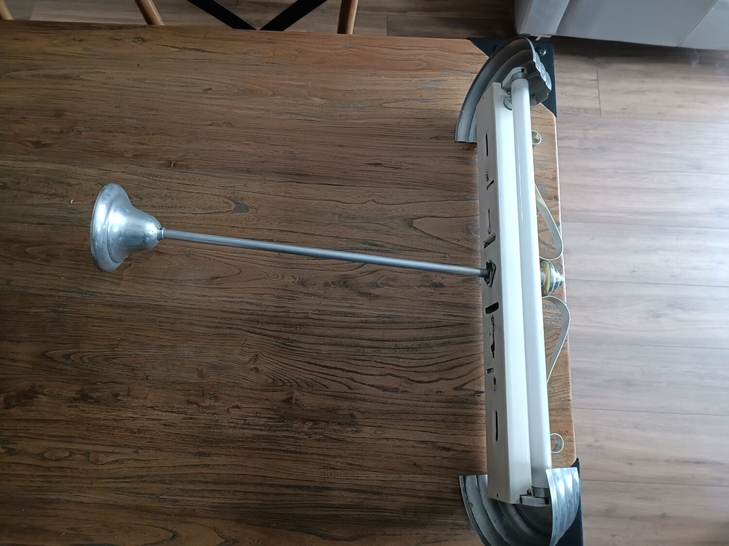 Chandelier kitchen 50s