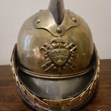 Casque pompier ancien en laiton