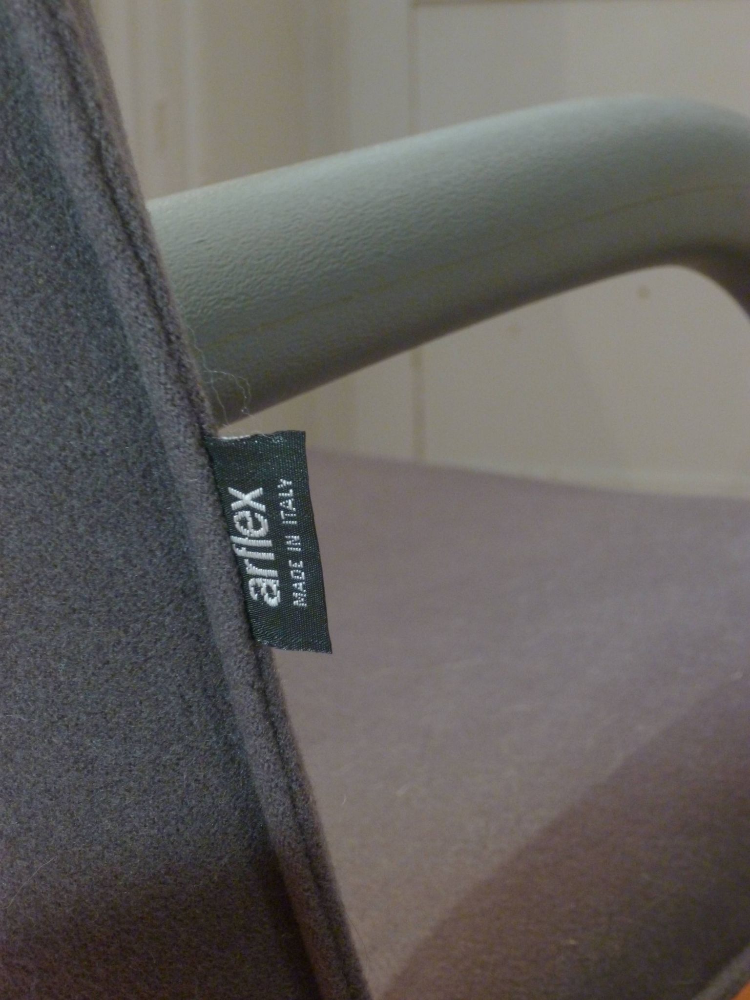 Fauteuil T line par Burkhard Voghterr pour Arflex, années 80