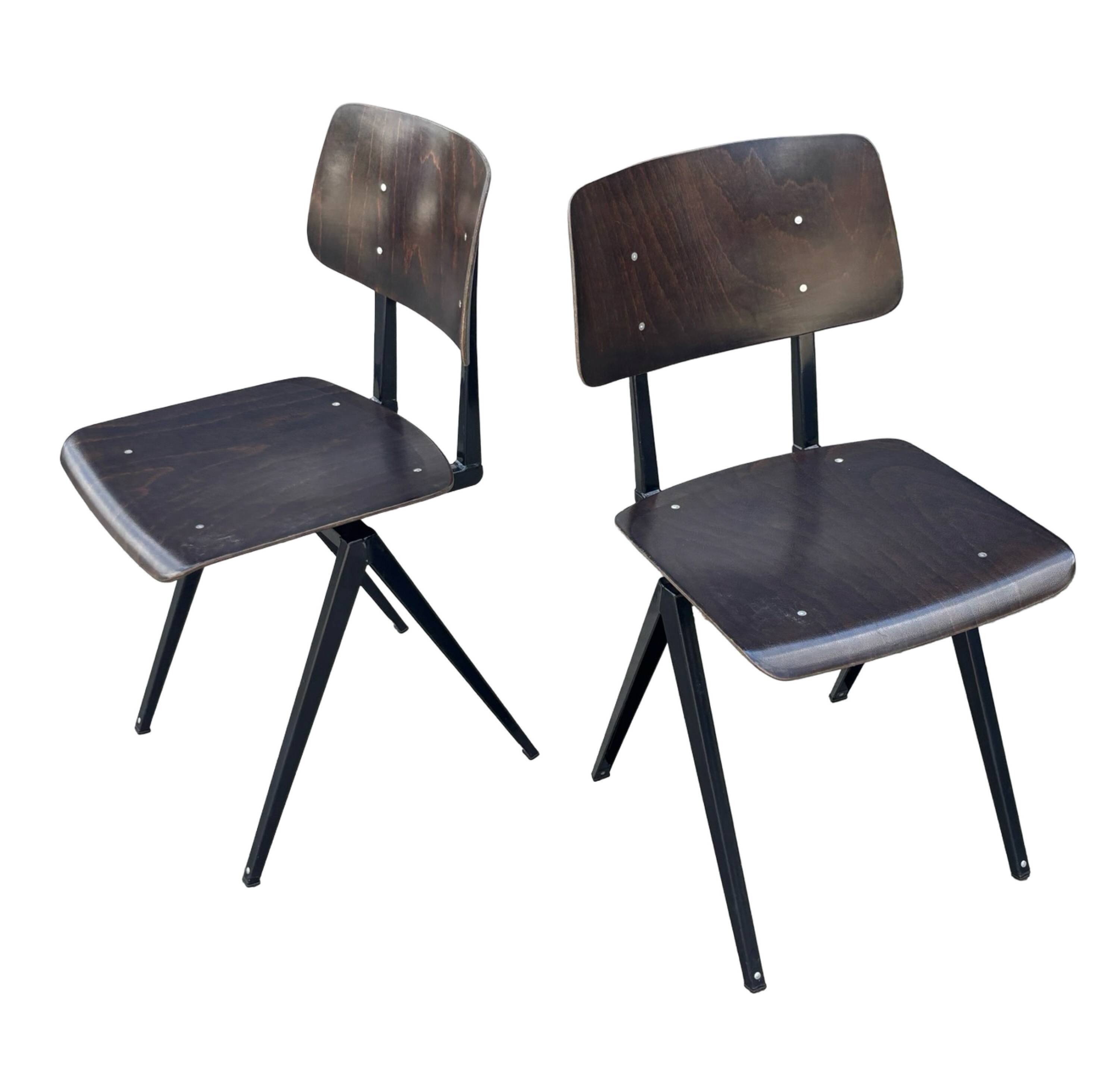 Galvanitas S16 School Chair Dining Chair Design Black Frame