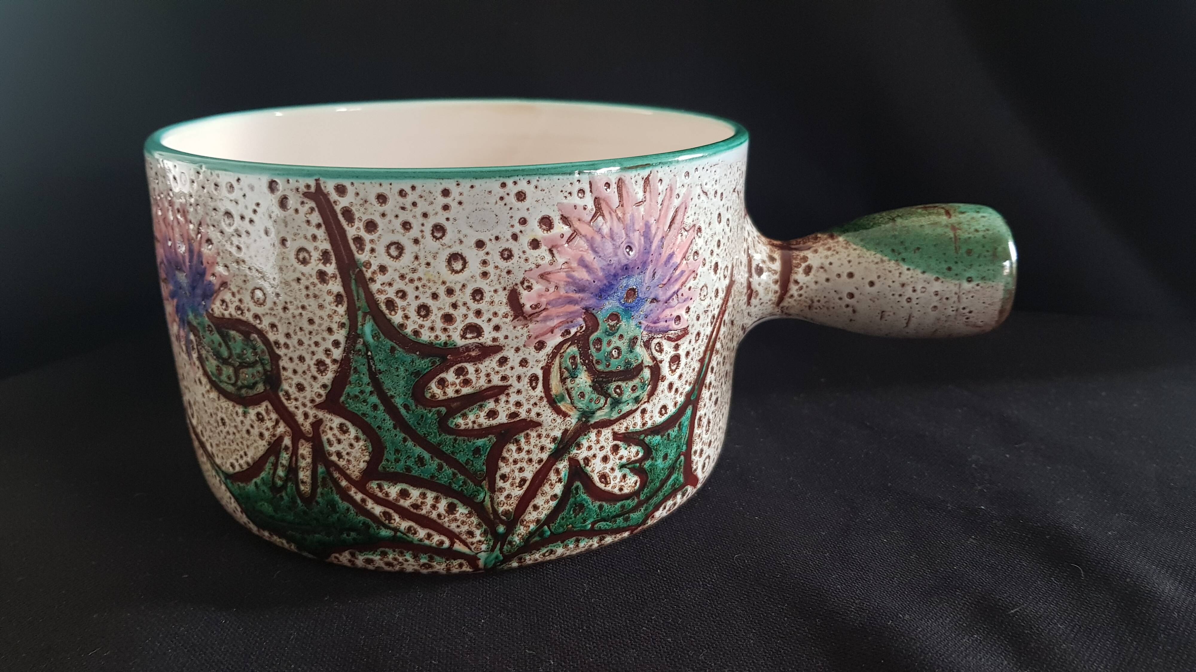 Vallauris frying pan with "Aux Chardons" motif, by Etienne Daniel