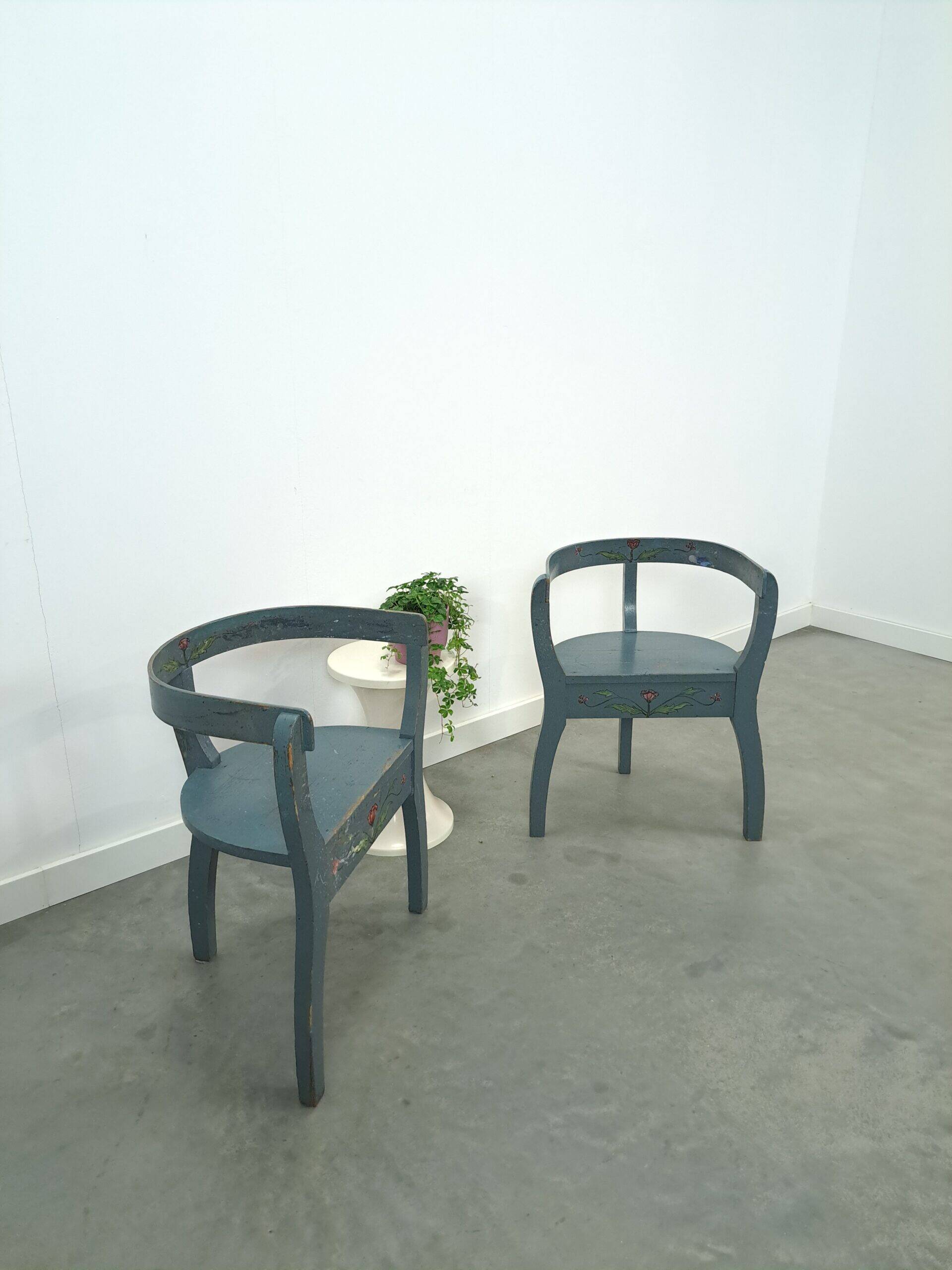 Old wooden blue set of chairs with flowers from Sweden