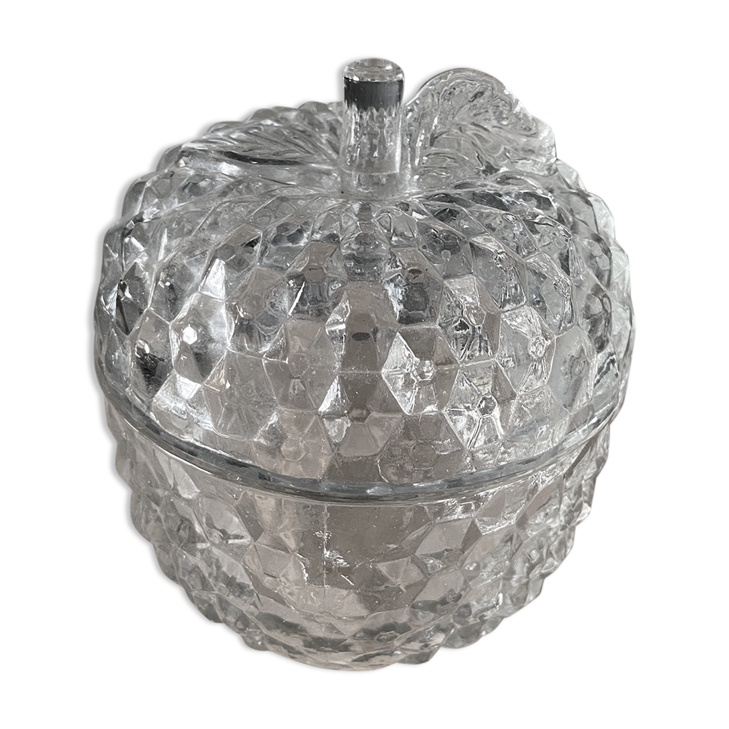 Apple-shaped glass box