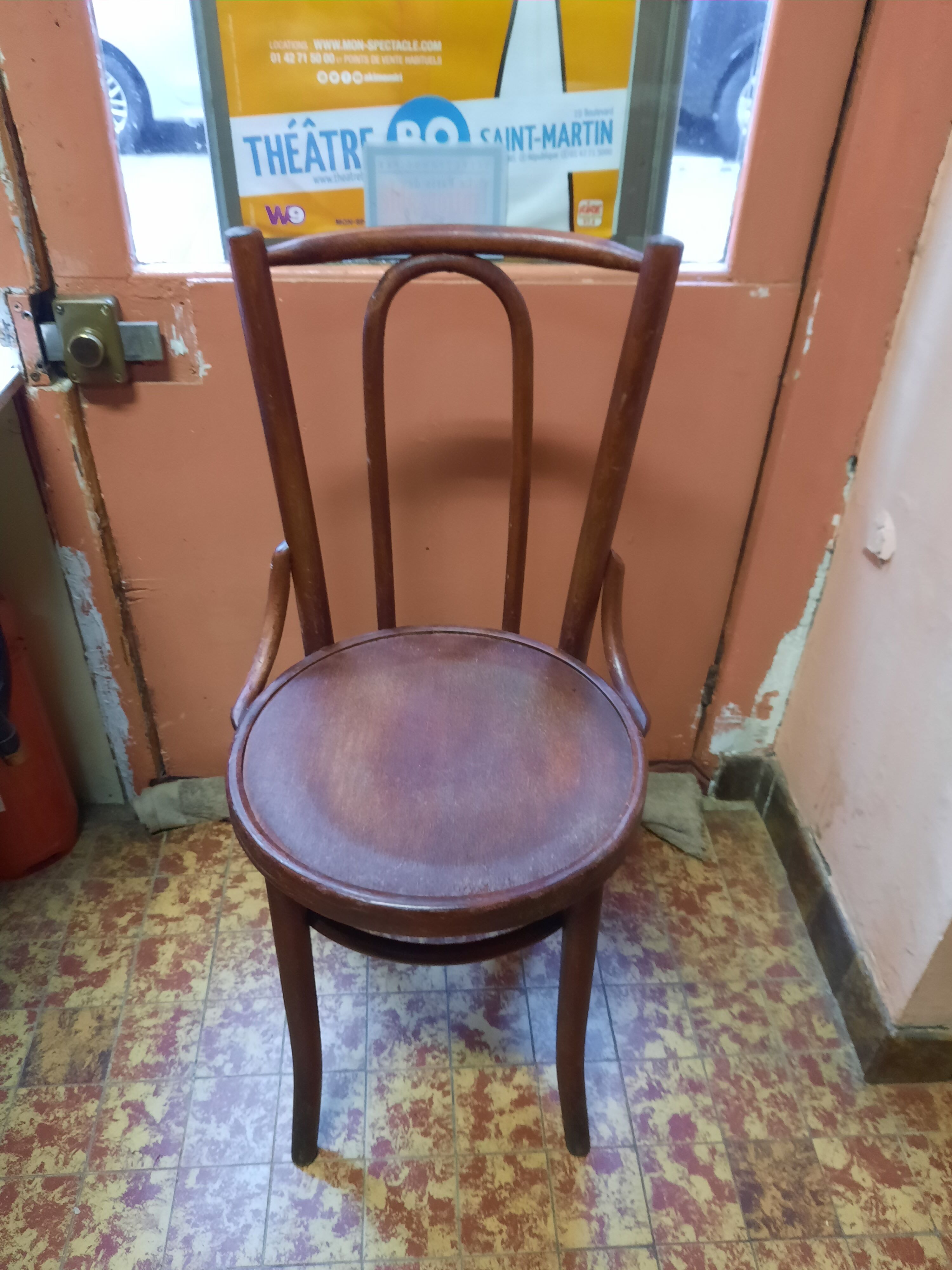 Chaise bistrot vintage
