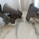 Two vintage spots with pliers Lita