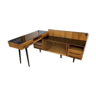 Mojmir Pozar modular desk