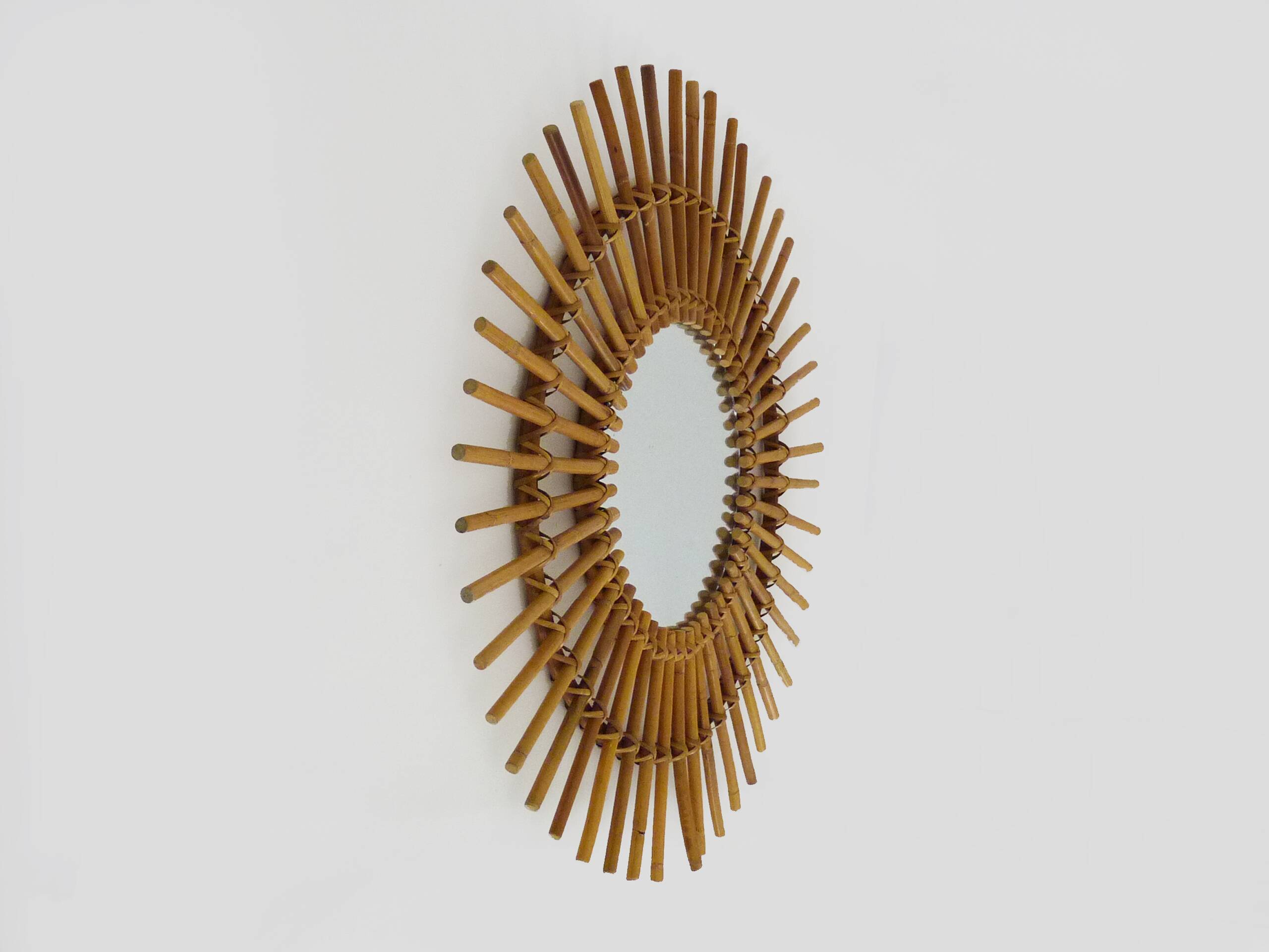 Vintage Rattan Sun Mirror Diameter 69 cm - 27.16". 80s 90s