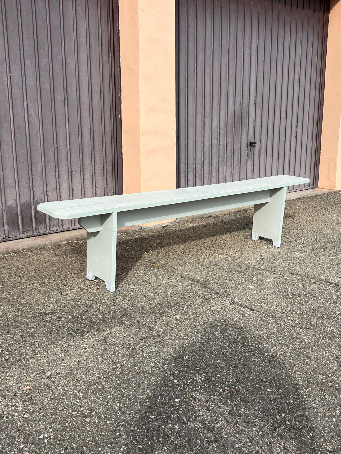 Wooden bench painted white, French craftsmanship.