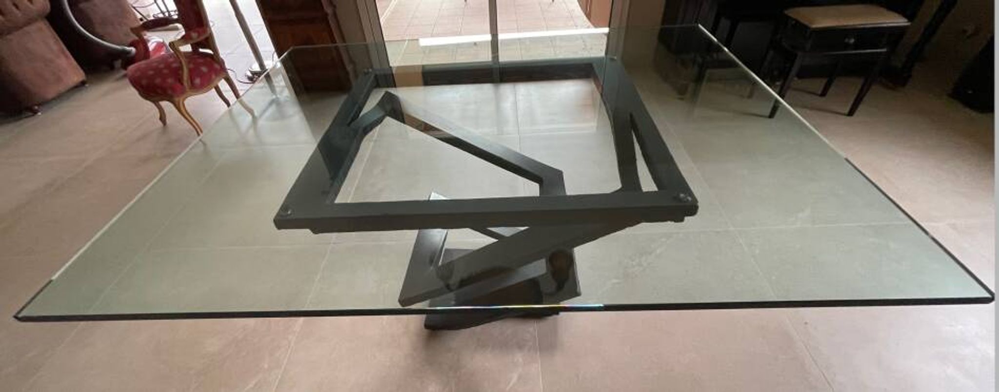 Table "fleur de fer" par maurice barilone pour roche bobois
