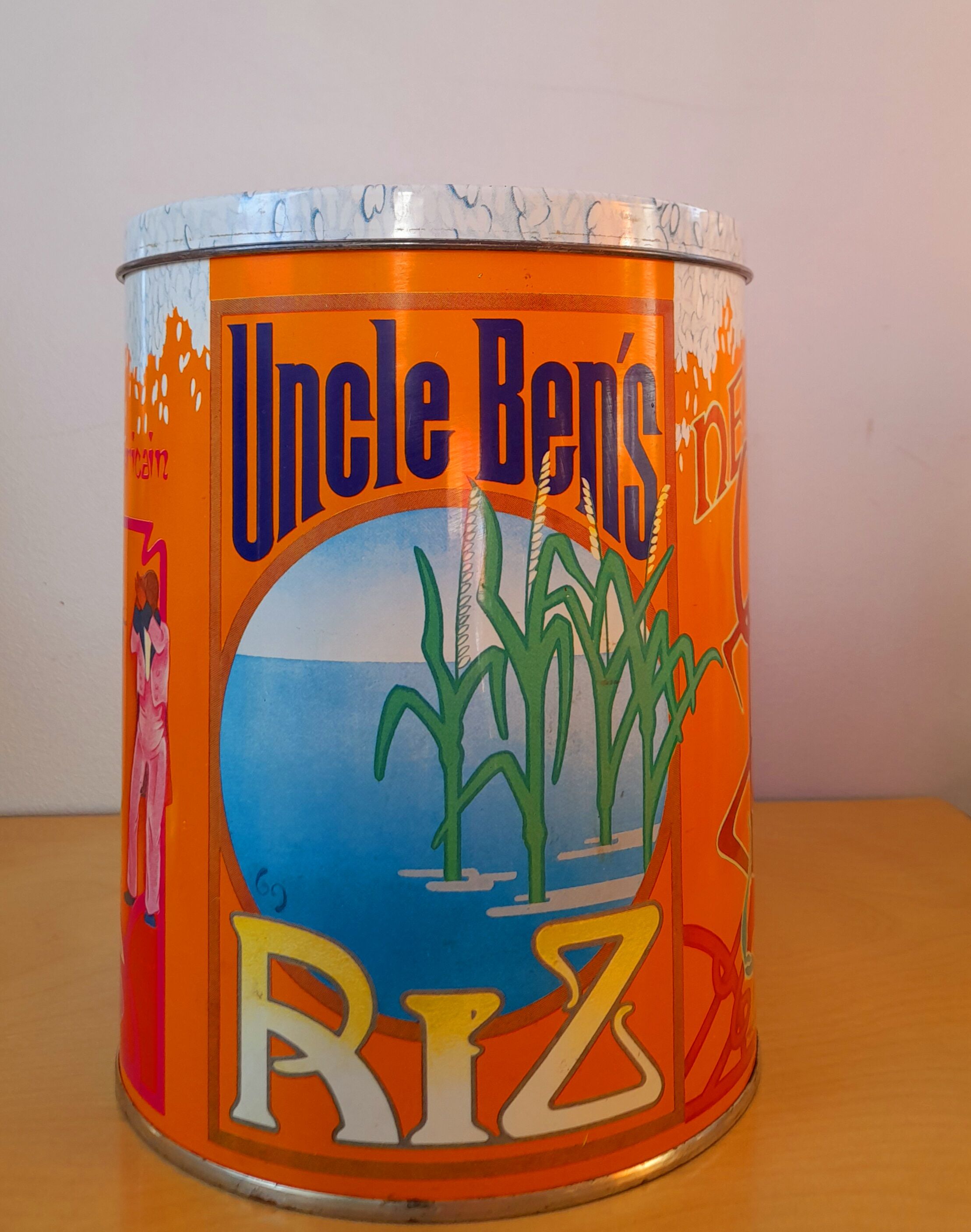 Advertising metal box