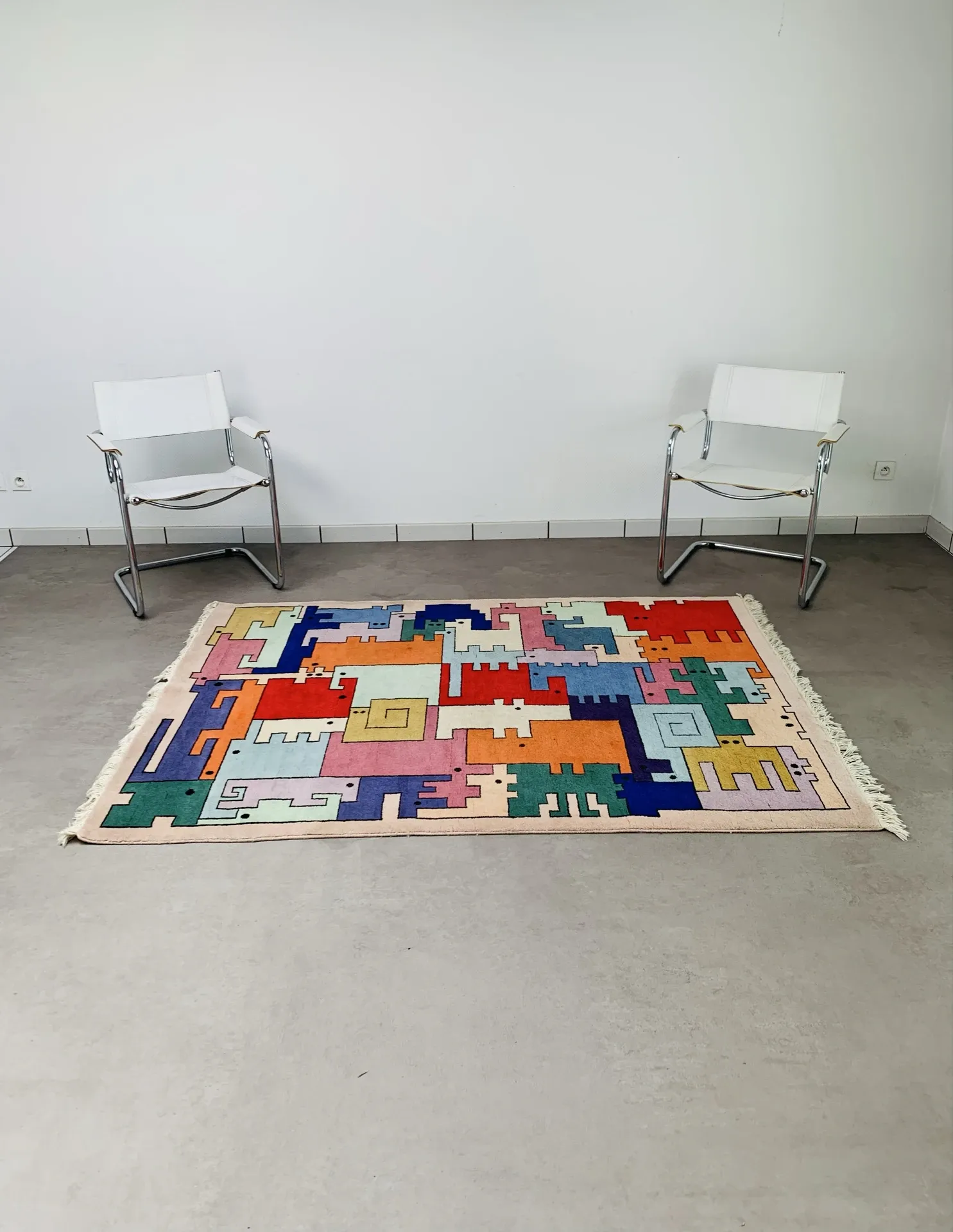 Geometric animal/Tetris rug, vintage