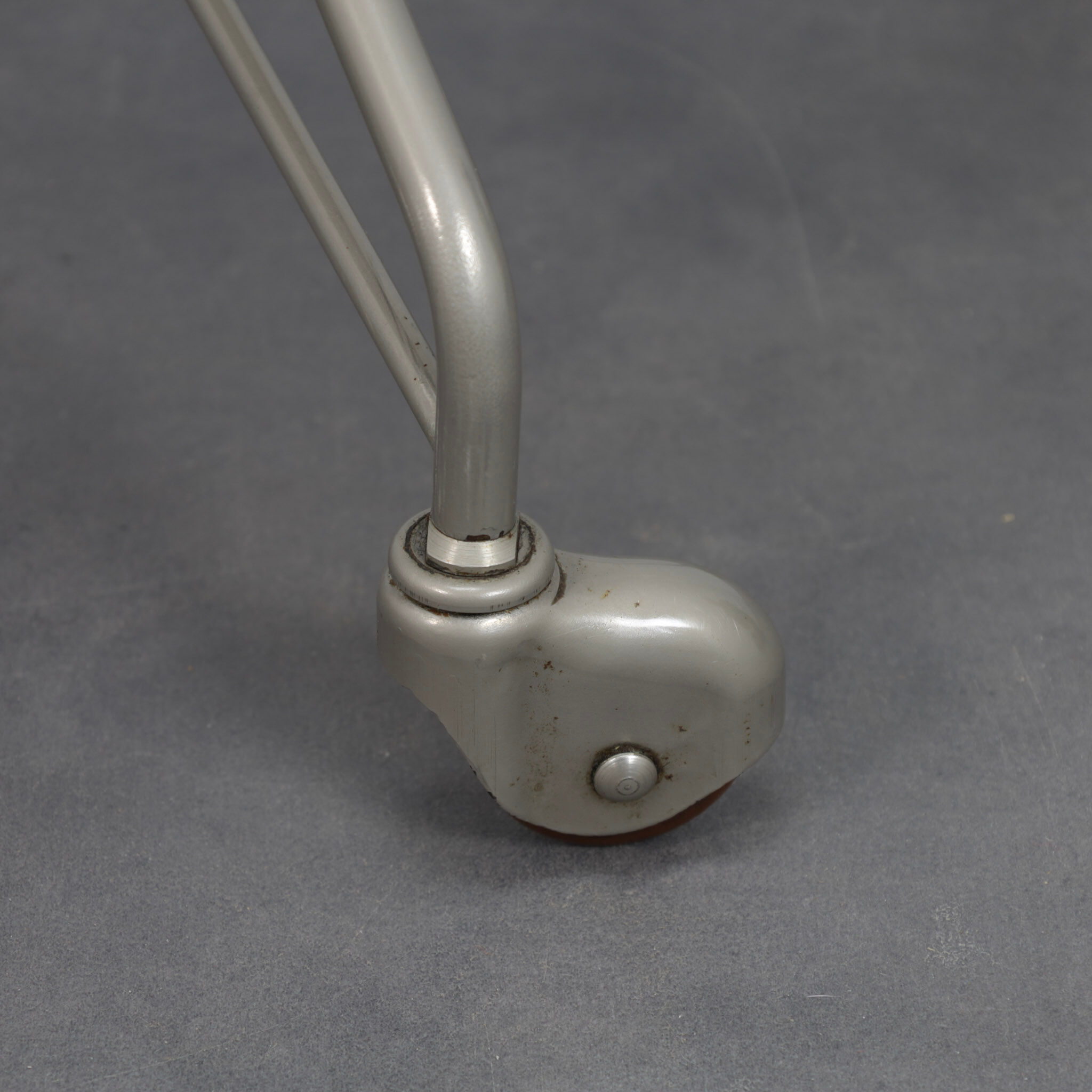 Arne Jacobsen Model 3217 office chair for Fritz Hansen, first edition, 1950s