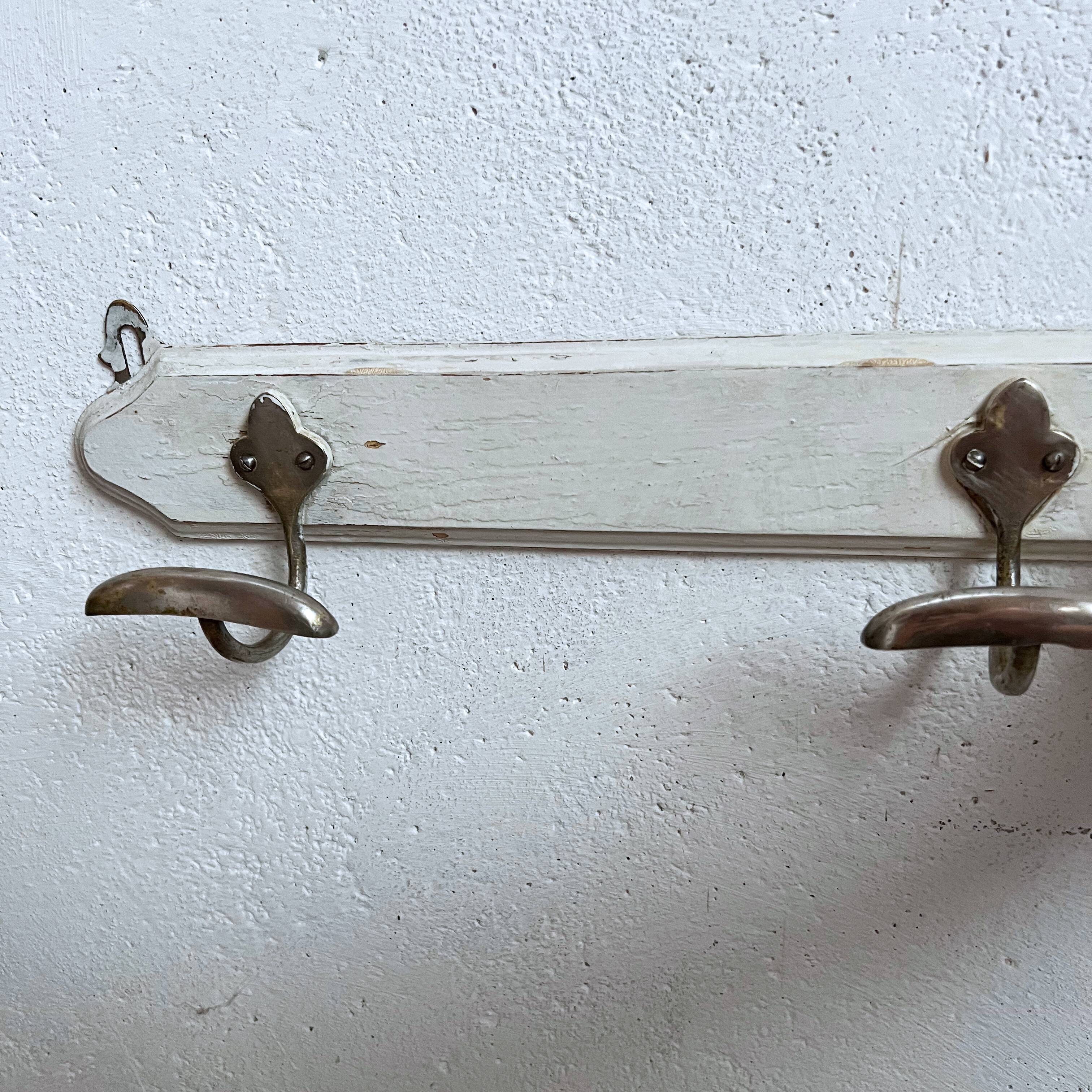 Wall coat rack 3 hooks