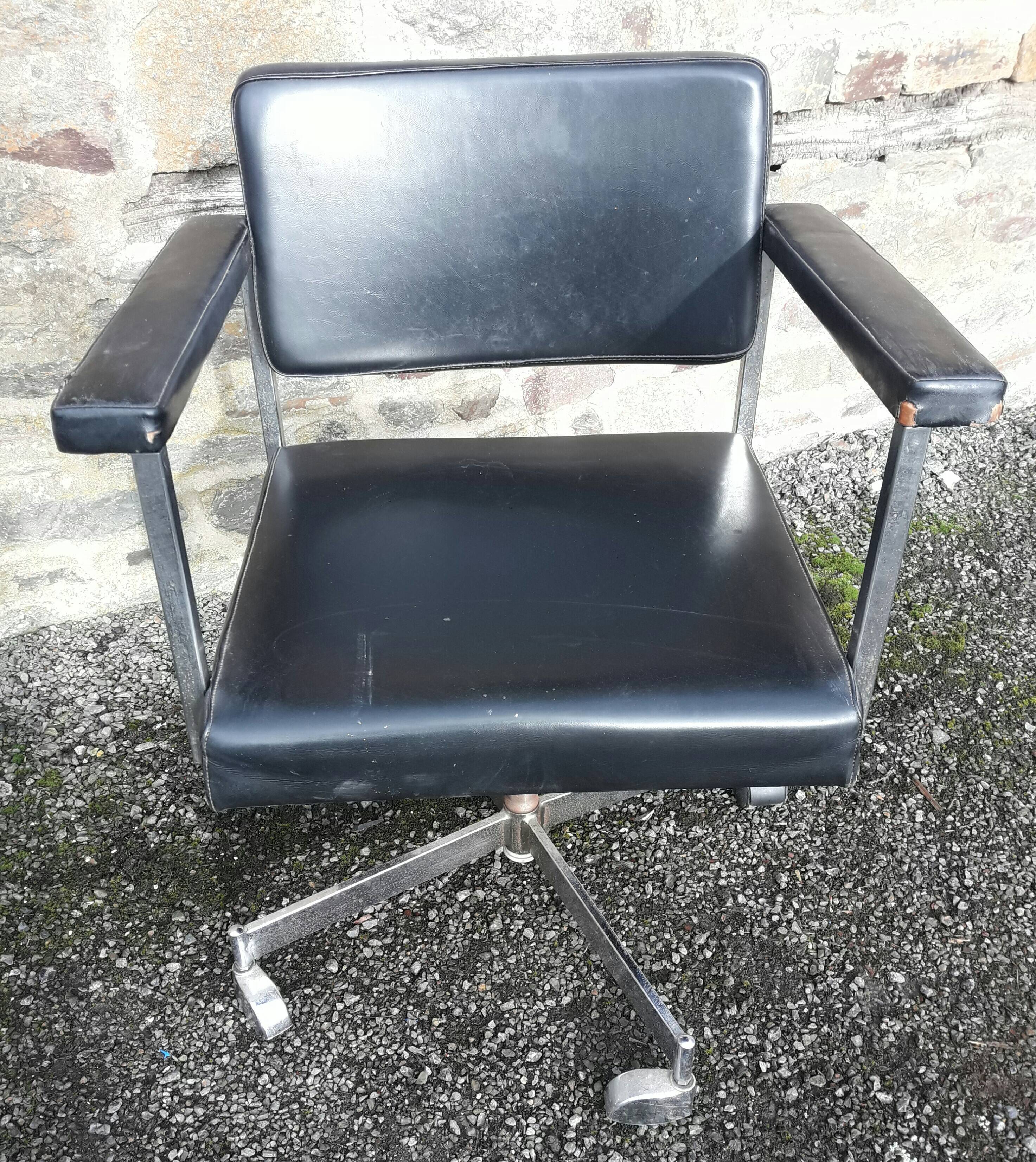 OEM Strafor 60s office chair in leatherette and chrome metal
