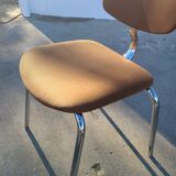 Chaise vintage stafor vers 1980