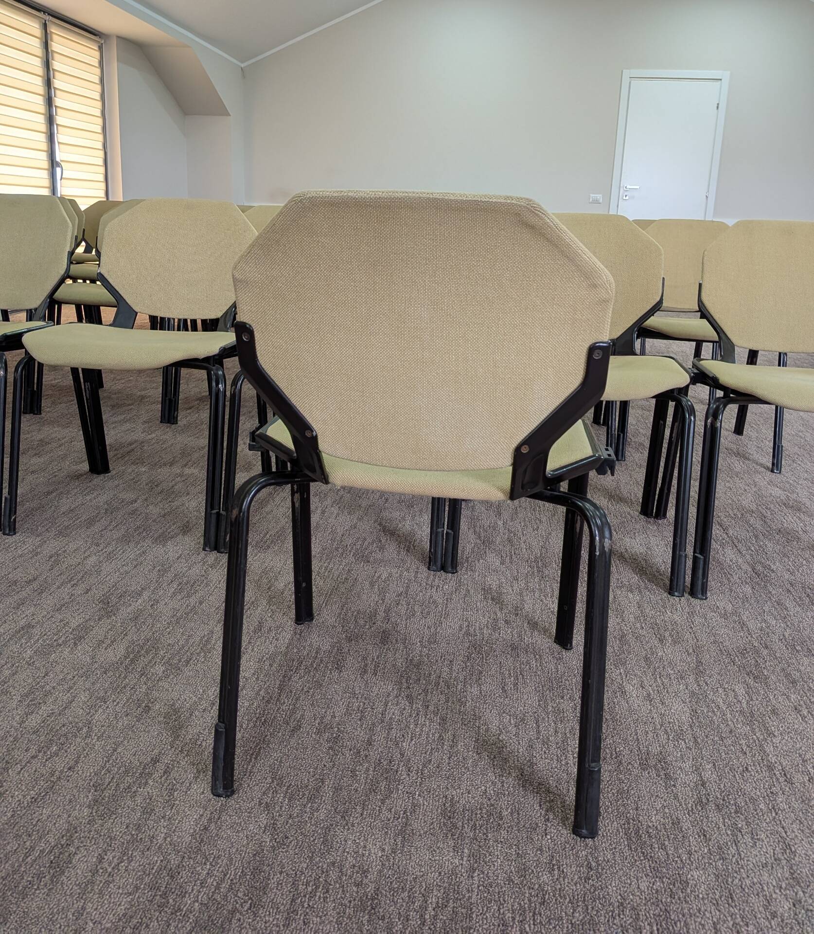 Stock of 100 vintage chairs fröscher sitform (1983) - open to offers
