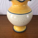 Vase signé Vallauris fait main décor branché d’Olivier jaune, crème et bleu