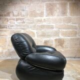 Paire de fauteuils en cuir noir d'Adriano Piazzesi