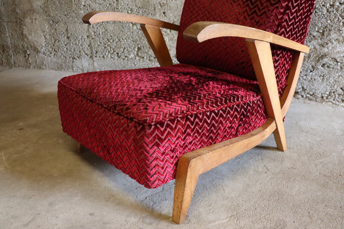 Fauteuil vintage en velours et bois 1950