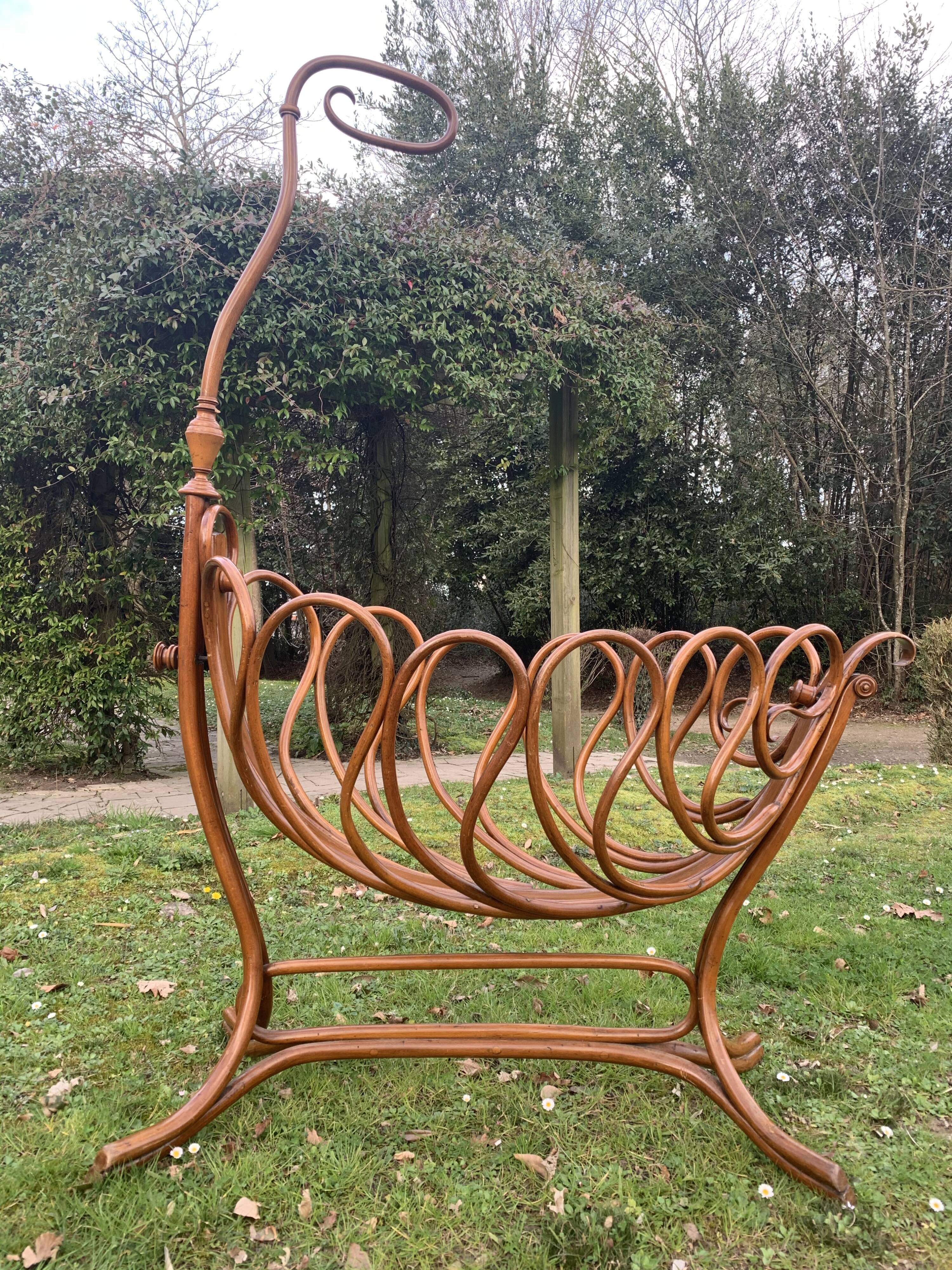 Berceau A Bascule Ancien Lit Bebe Ou Bercelonnette En Bois Kohn 1900 Selency