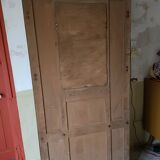 Entrance hall, renovated Art Deco coat rack