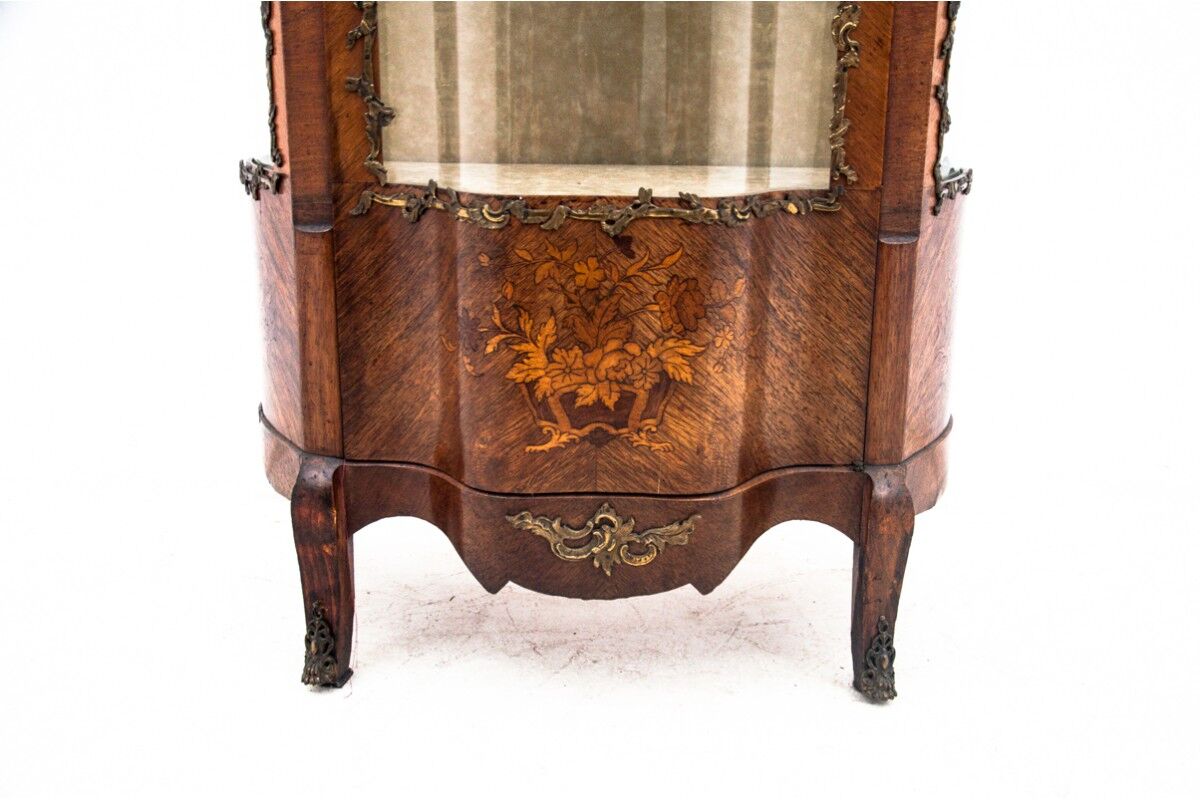 Vitrine, France, vers 1880.