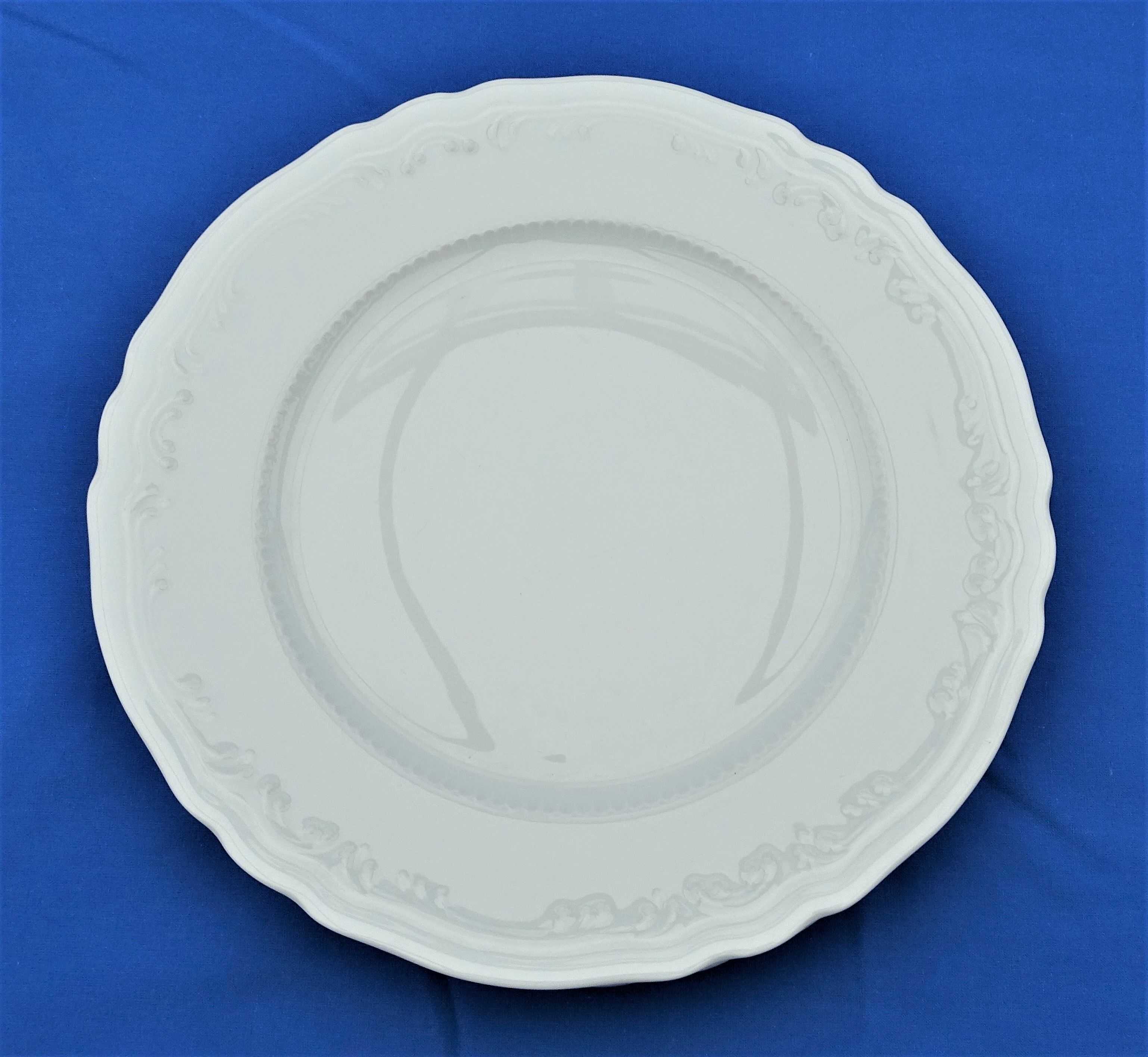 4 White de-serve plates Limoges