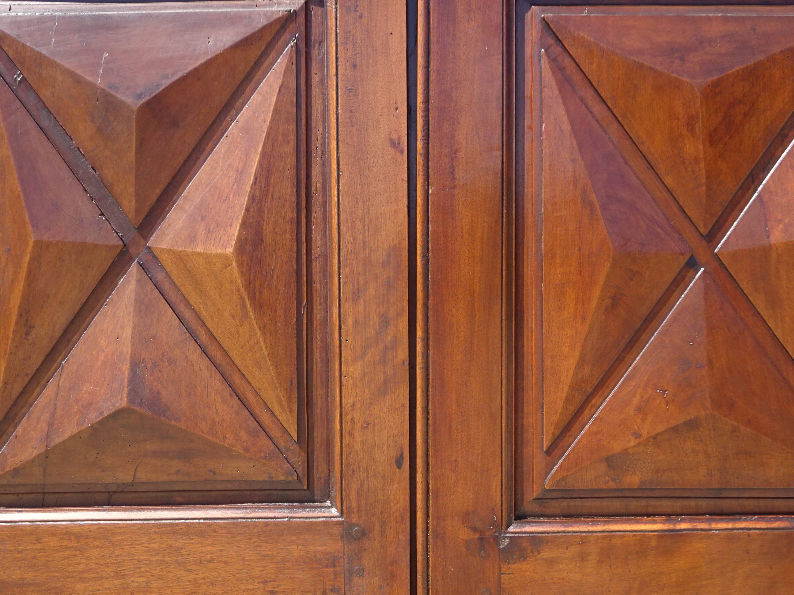 Antique Louis XIII wardrobe, diamond points