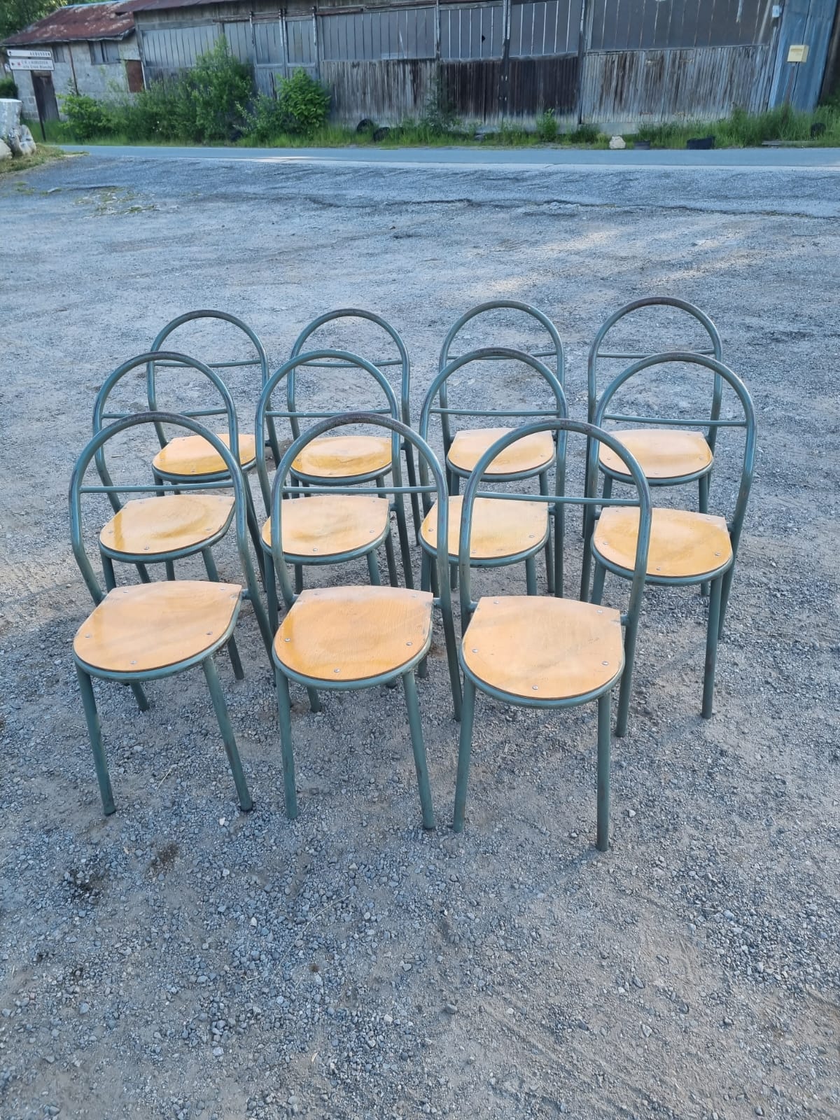 Mobilor René Herbst Chair