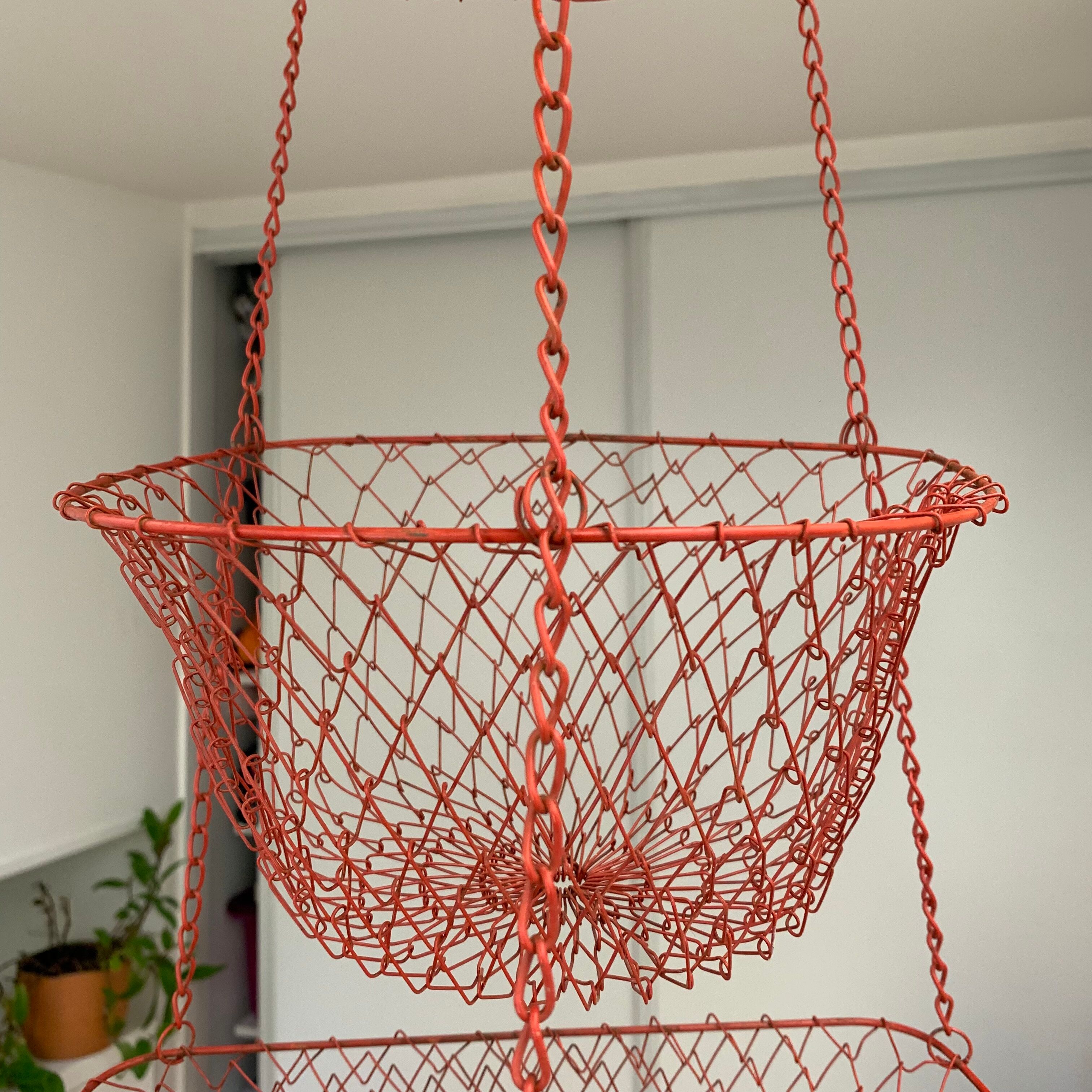 Hanging pan