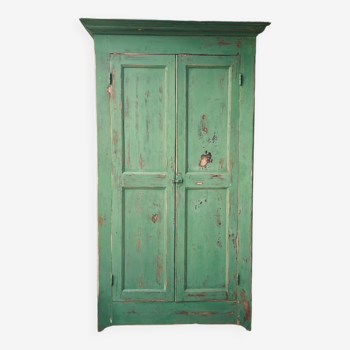 Armoire parisienne