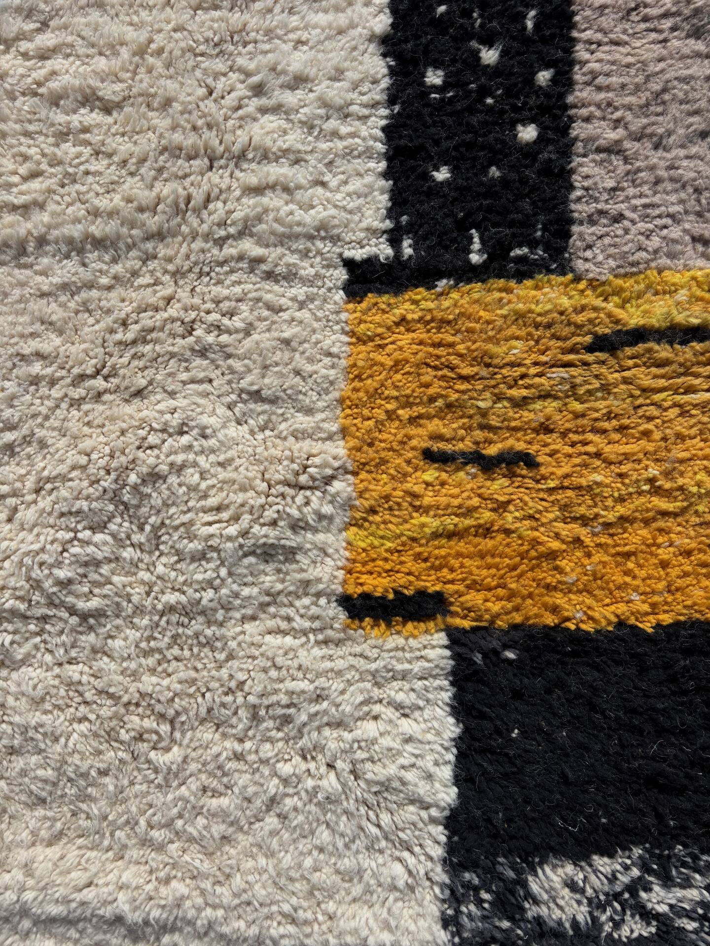 Moroccan rug with colorful geometric design 250×150 cm