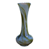 Vase in opaline