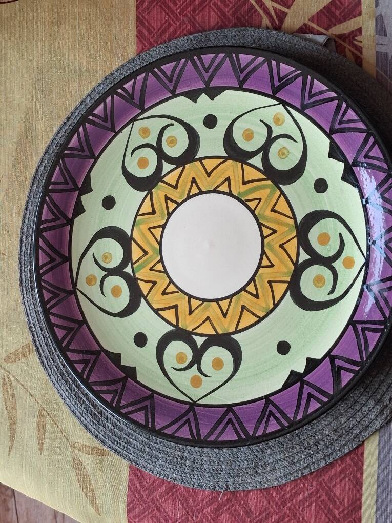Hand-painted ceramic plate from Brittany, vintage (1960-1970)🌸