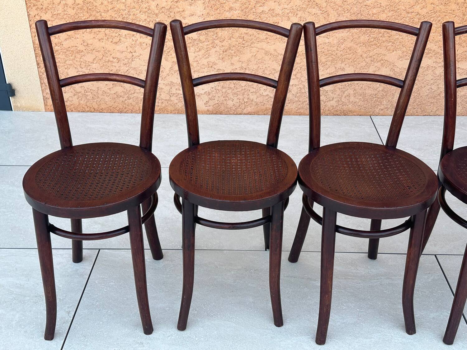 Suite de 6 chaises de bistrot Thonet années 1920