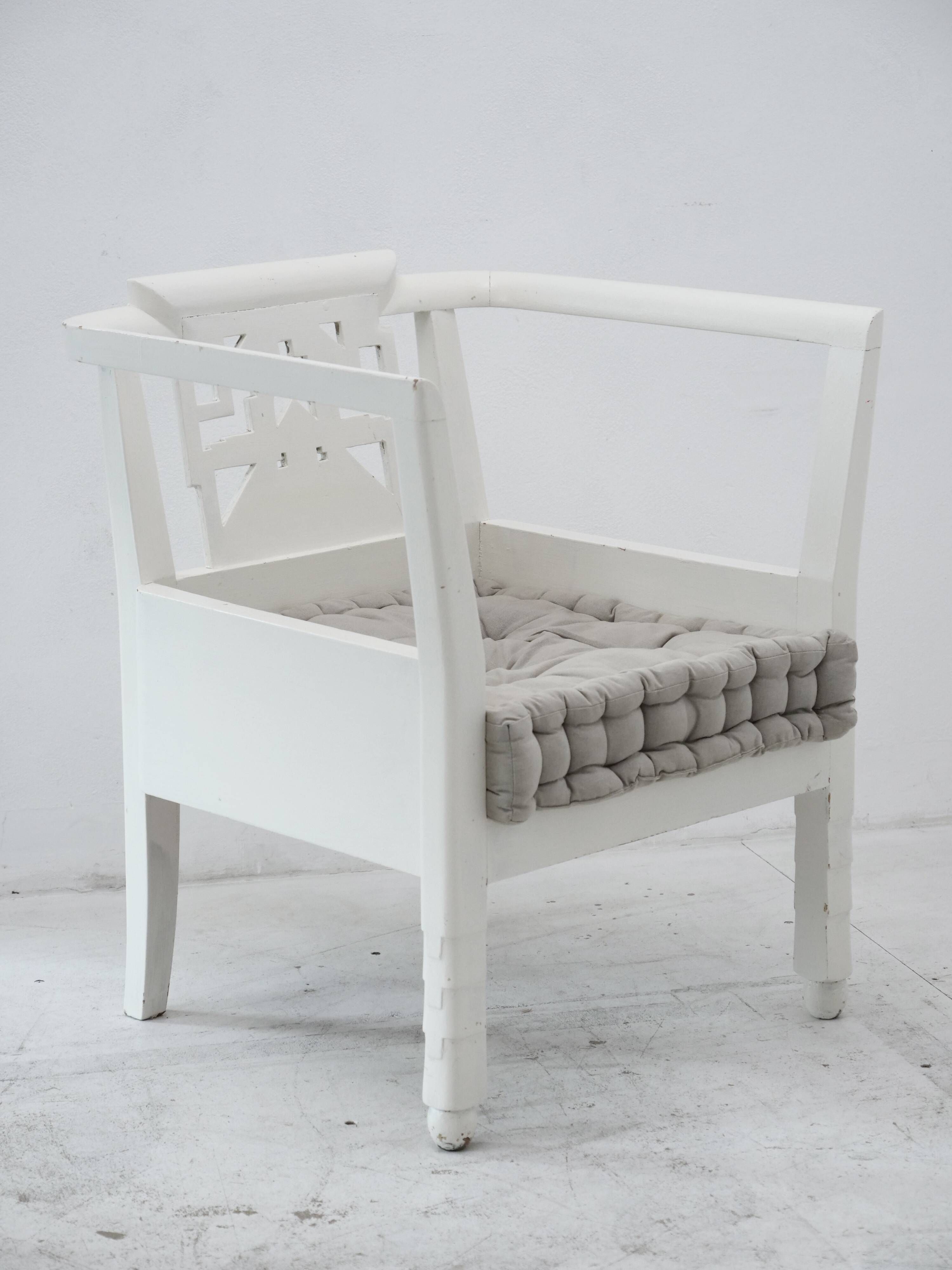 Art Deco armchair, Belle Époque attributed to the Martine Workshops (Paul Poiret)